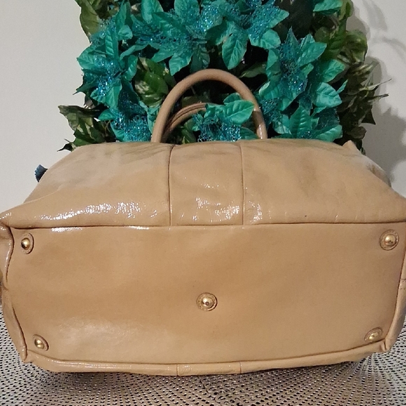 Yves Saint Laurent Vintage Patent LeatherTan Satchel, EUC - Picture 4 of 6
